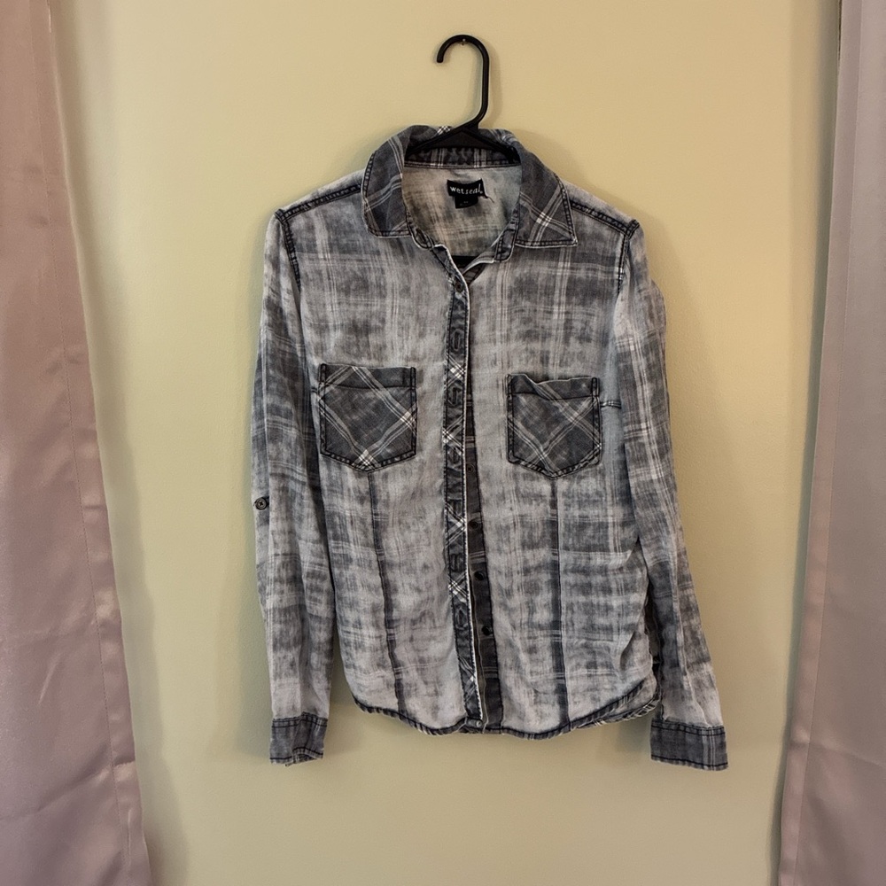 Wet Seal Black & White Washed Plaid Shirt